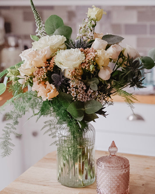 Subscription flowers - The Gift that keeps on Giving